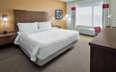 Four Points by Sheraton Edmonton West