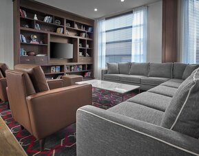 Four Points by Sheraton Edmonton West