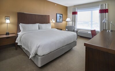 Four Points by Sheraton Edmonton West