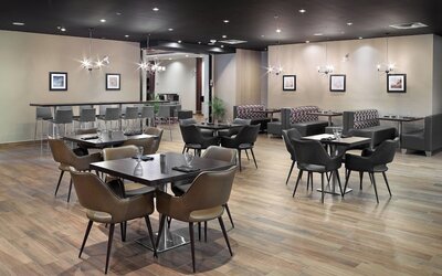 Four Points by Sheraton Edmonton West