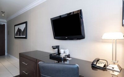Sandman Signature Edmonton South Hotel