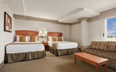 Ramada by Wyndham Edmonton South