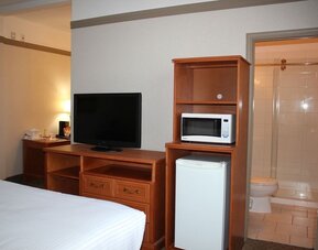 Ramada by Wyndham Edmonton South
