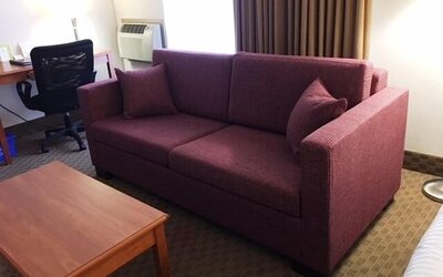 Ramada by Wyndham Edmonton South