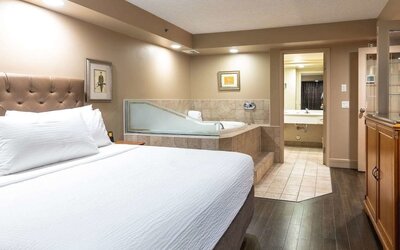 Royal Hotel West Edmonton, Trademark Collection by Wyndham