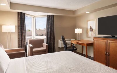 Royal Hotel West Edmonton, Trademark Collection by Wyndham