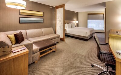 DoubleTree by Hilton Edmonton Downtown