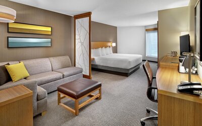 DoubleTree by Hilton Edmonton Downtown