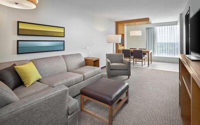 DoubleTree by Hilton Edmonton Downtown