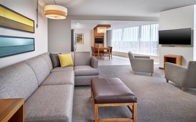 DoubleTree by Hilton Edmonton Downtown