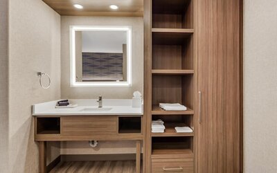Best Western Plus West Edmonton