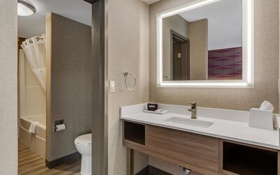 Best Western Plus West Edmonton