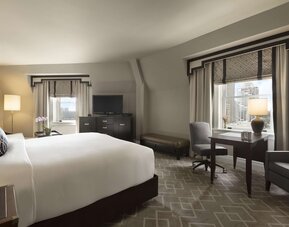 Fairmont Hotel Macdonald