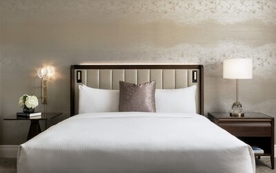 Fairmont Hotel Macdonald