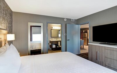 Home2 Suites by Hilton Edmonton South