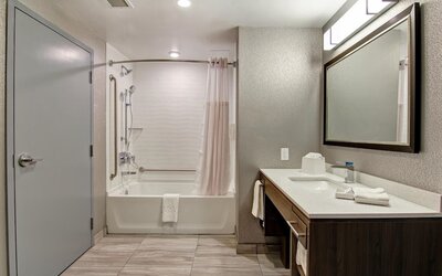 Home2 Suites by Hilton Edmonton South