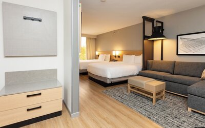 Hyatt Place Topeka