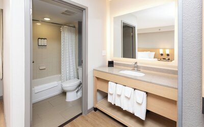 Hyatt Place Topeka