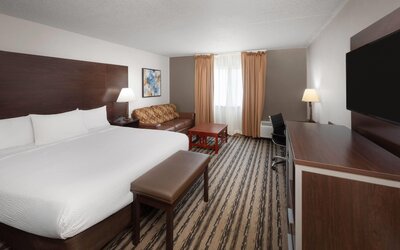 Endeavor Inn & Suites, Trademark Collection by Wyndham