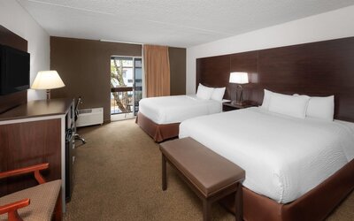 Endeavor Inn & Suites, Trademark Collection by Wyndham