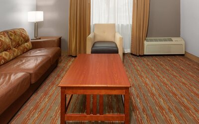 Endeavor Inn & Suites, Trademark Collection by Wyndham