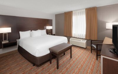 Endeavor Inn & Suites, Trademark Collection by Wyndham