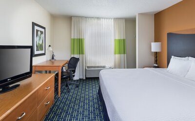 AmericInn by Wyndham Topeka