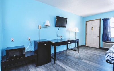 Blue Way Inn And Suites Wellington