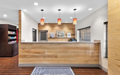 Country Inn & Suites by Radisson, Topeka West, KS