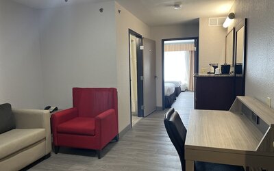Country Inn & Suites by Radisson, Topeka West, KS