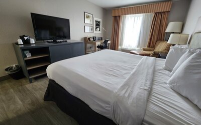 Country Inn & Suites by Radisson, Topeka West, KS