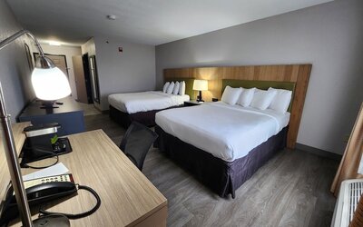 Country Inn & Suites by Radisson, Topeka West, KS