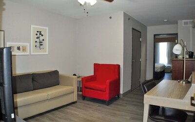 Country Inn & Suites by Radisson, Topeka West, KS