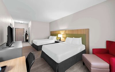 Country Inn & Suites by Radisson, Topeka West, KS