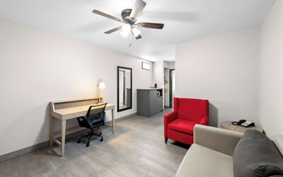 Country Inn & Suites by Radisson, Topeka West, KS