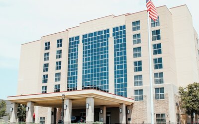 Hotel Topeka at City Center