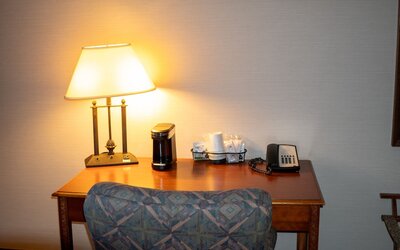 Hotel Topeka at City Center