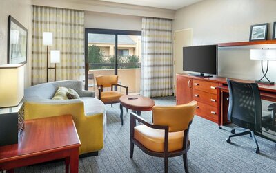 Courtyard by Marriott Baton Rouge Acadian Centre/LSU Area