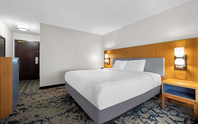 Country Inn & Suites by Radisson, LSU/Medical Corridor