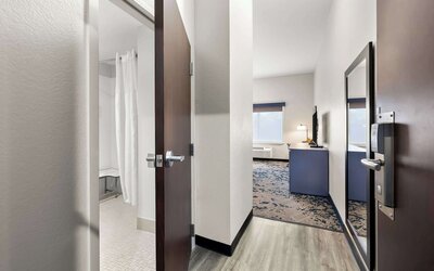 Country Inn & Suites by Radisson, LSU/Medical Corridor