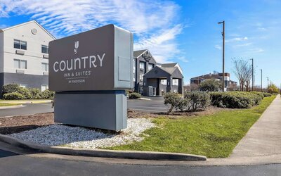 Country Inn & Suites by Radisson, LSU/Medical Corridor