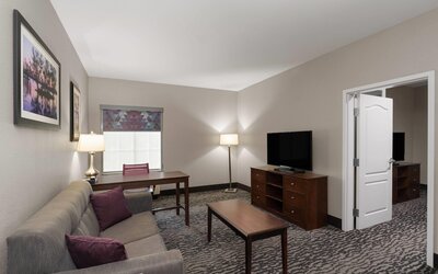 La Quinta Inn & Suites by Wyndham Baton Rouge Denham Springs