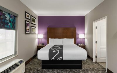 La Quinta Inn & Suites by Wyndham Baton Rouge Denham Springs