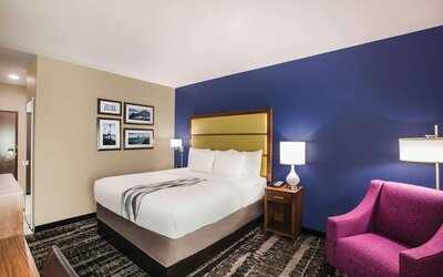 La Quinta Inn & Suites by Wyndham Baton Rouge - Port Allen