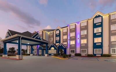 Microtel Inn & Suites by Wyndham Baton Rouge Airport