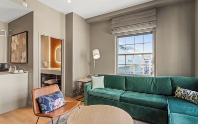 Hotel Indigo Baton Rouge Downtown by IHG