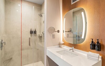 Hotel Indigo Baton Rouge Downtown by IHG