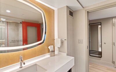 Hotel Indigo Baton Rouge Downtown by IHG