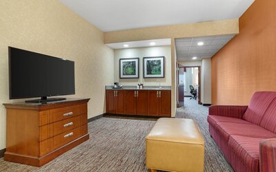 Drury Inn & Suites Baton Rouge