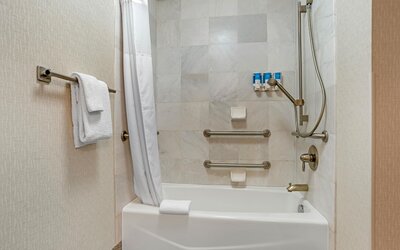 Drury Inn & Suites Baton Rouge